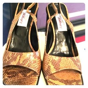 Worthington slingbacks